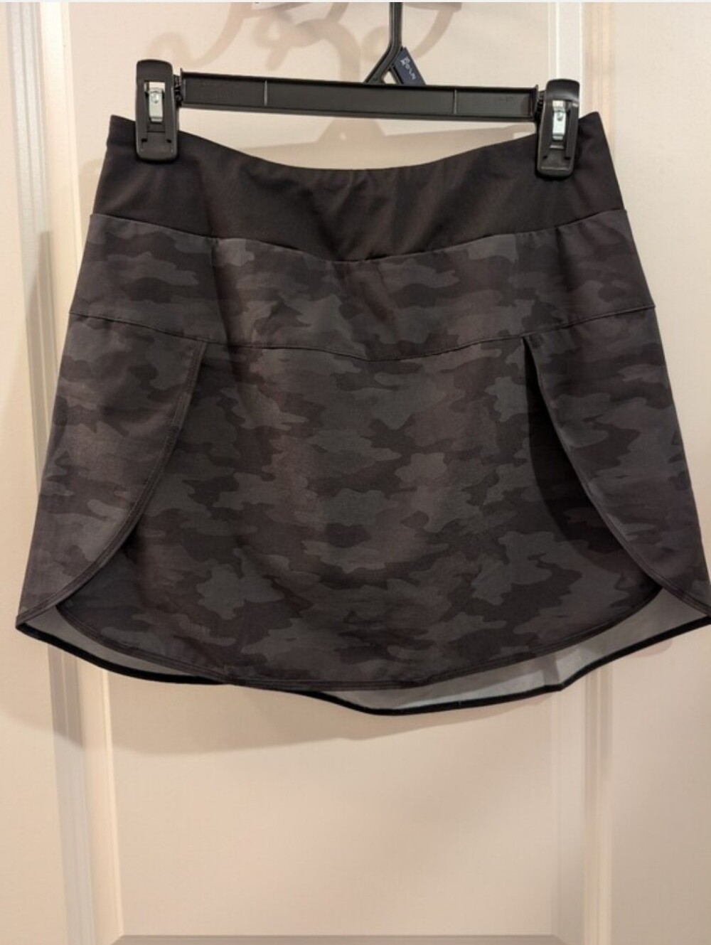 Women's Black Camo Kyodan Skort